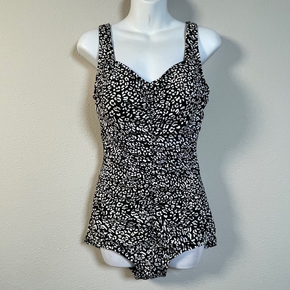 Maxine of Hollywood Swimsuit Women 14 Black White Tummy Control One Piece Modest